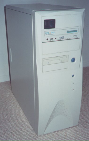 Frontcase.jpg (25701 bytes)